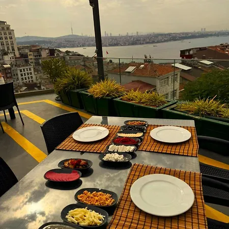 Grand Star Premium Hotel 4*