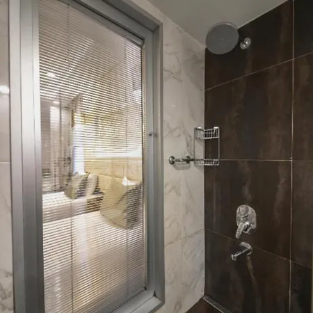 Grand Star Premium Hotel 4*