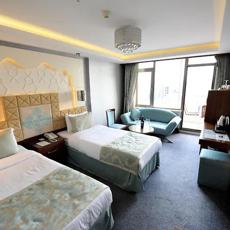 Hotel Grand Star Premium 4*