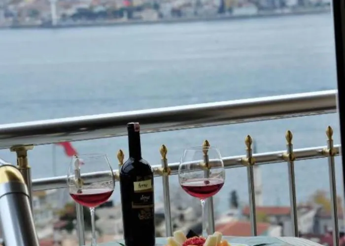 Grand Star Premium Hotell 4*