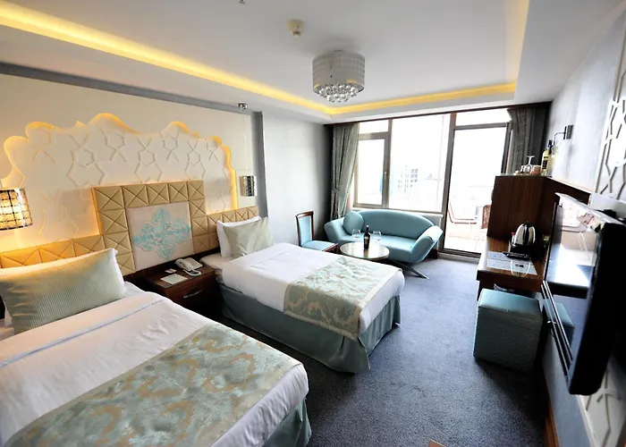 Hotell Grand Star Premium 4*
