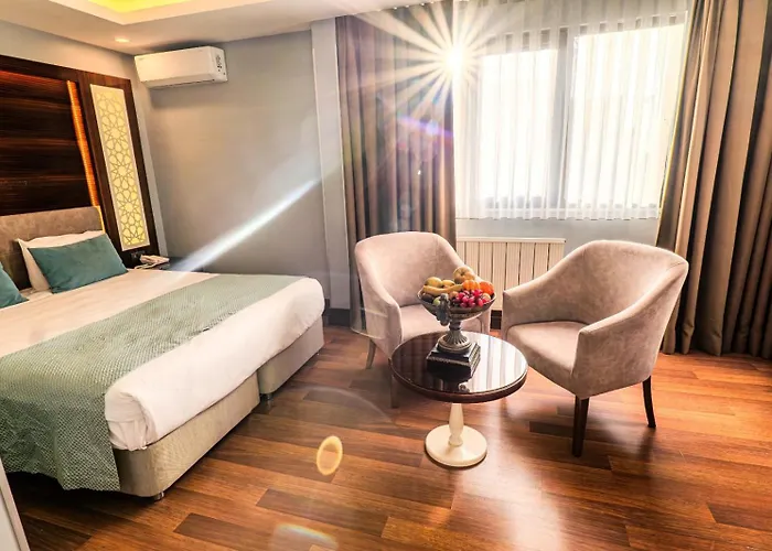 Hotell Grand Star Premium 4*