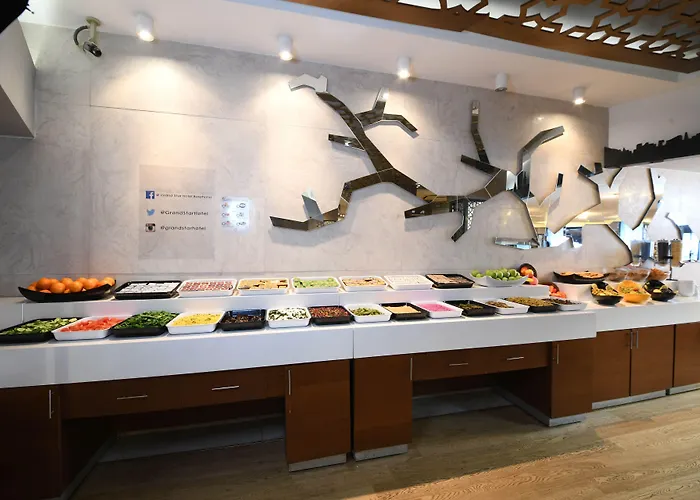 Grand Star Premium Hotell 4*