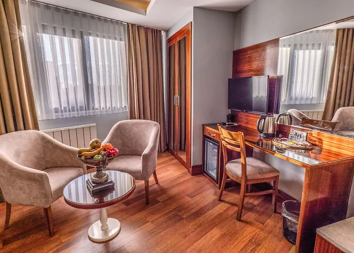 Hotell Grand Star Premium 4*